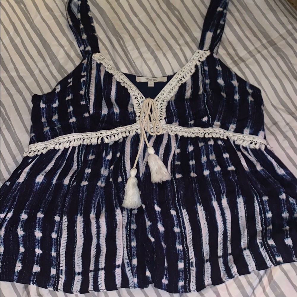 Miss Me flowy top